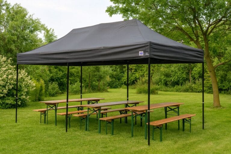 EZ UP Faltpavillon 3x6m im Garten